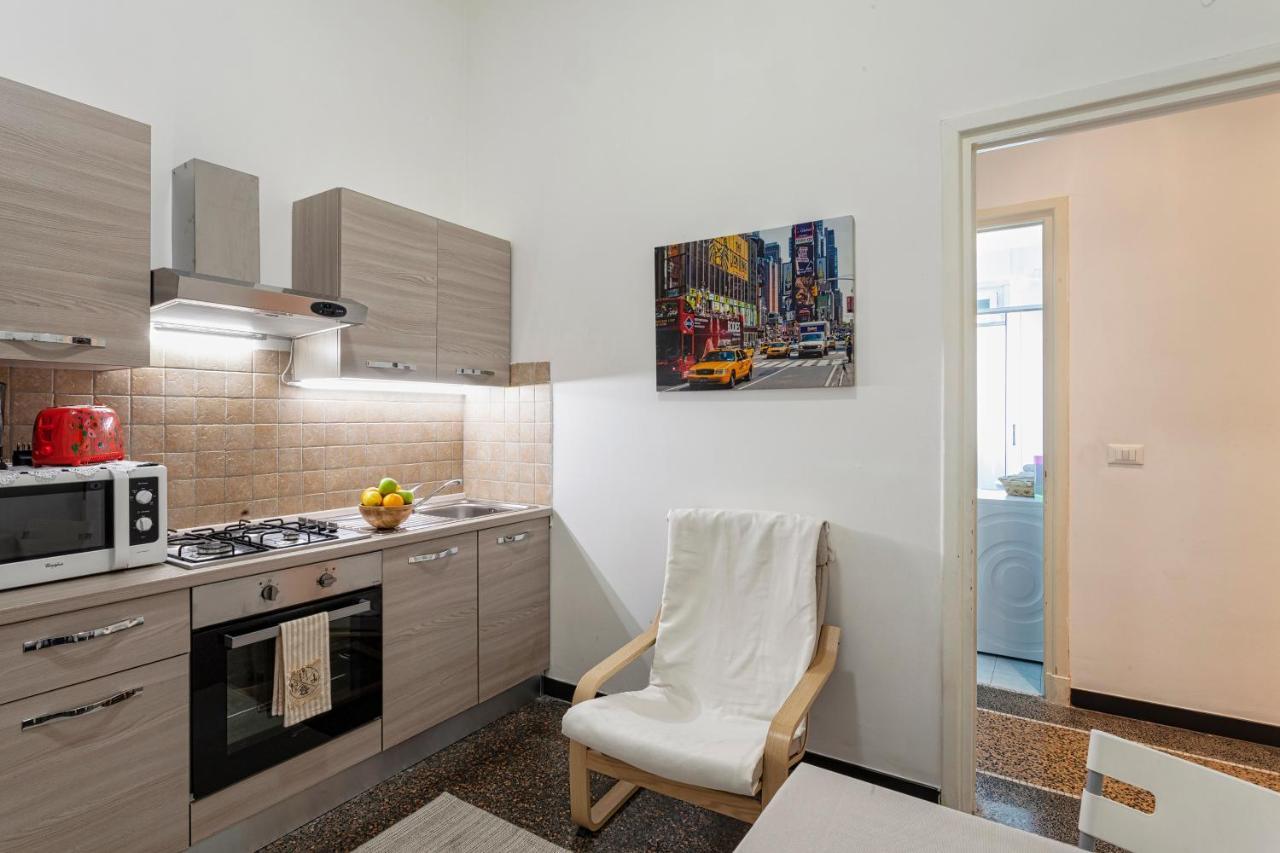 Fantastic House Near The Station Free Parking Apartment Genoa Exterior photo